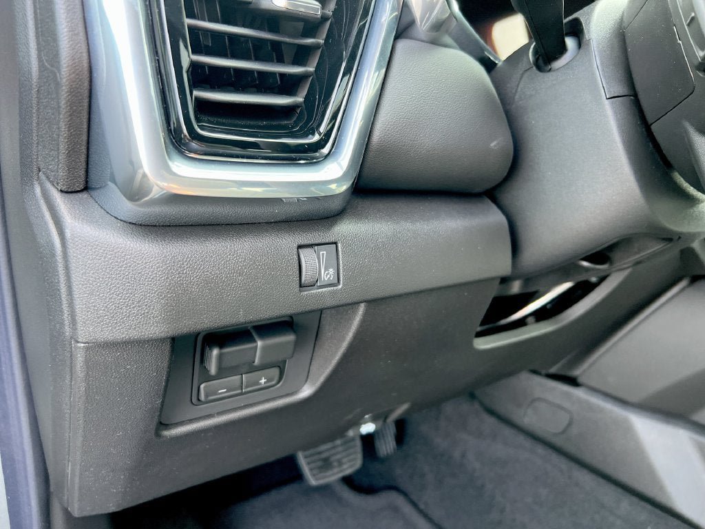 New 2026 GMC Canyon Elevation w/ Convenience Package AWD/4WD image 16