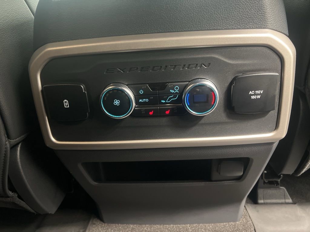 Used 2023 Ford Expedition Timberline image 11