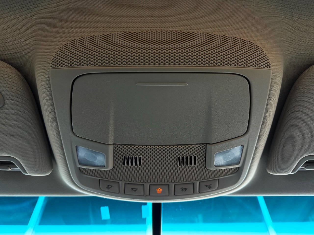 Used 2017 Lincoln MKZ Premiere image 24