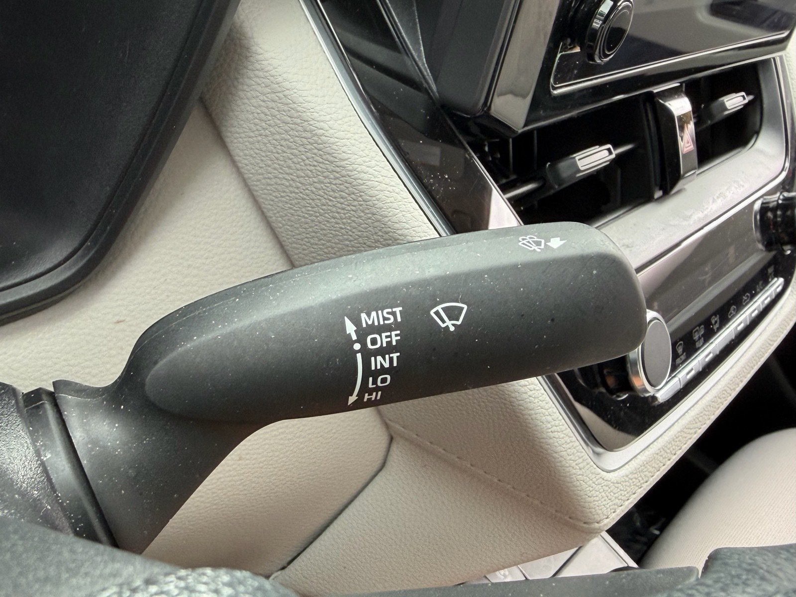Used 2026 Toyota Corolla Cross L FWD image 28