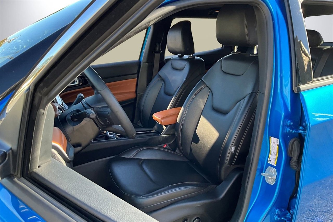 Certified 2024 Jeep Compass Limited image 18