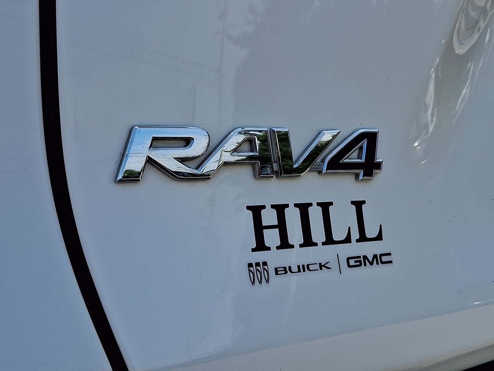 Used 2020 Toyota RAV4 XLE Premium AWD/4WD image 24