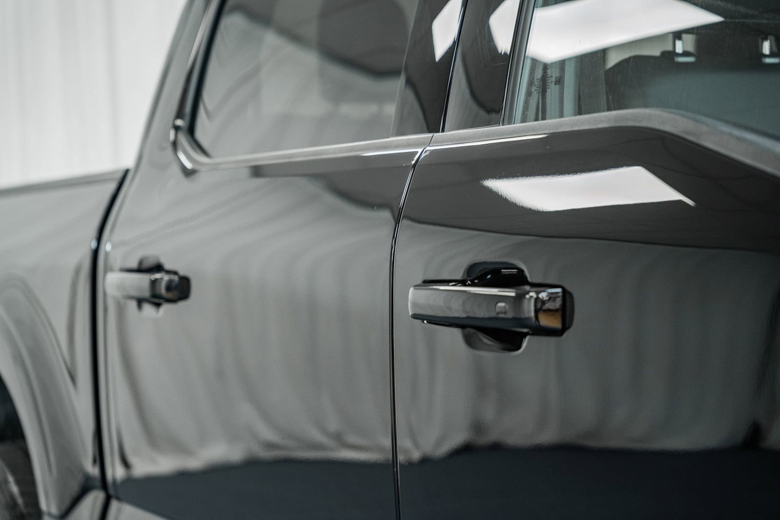 Certified 2023 Ford F150 Lariat w/ Equipment Group 502A High image 11