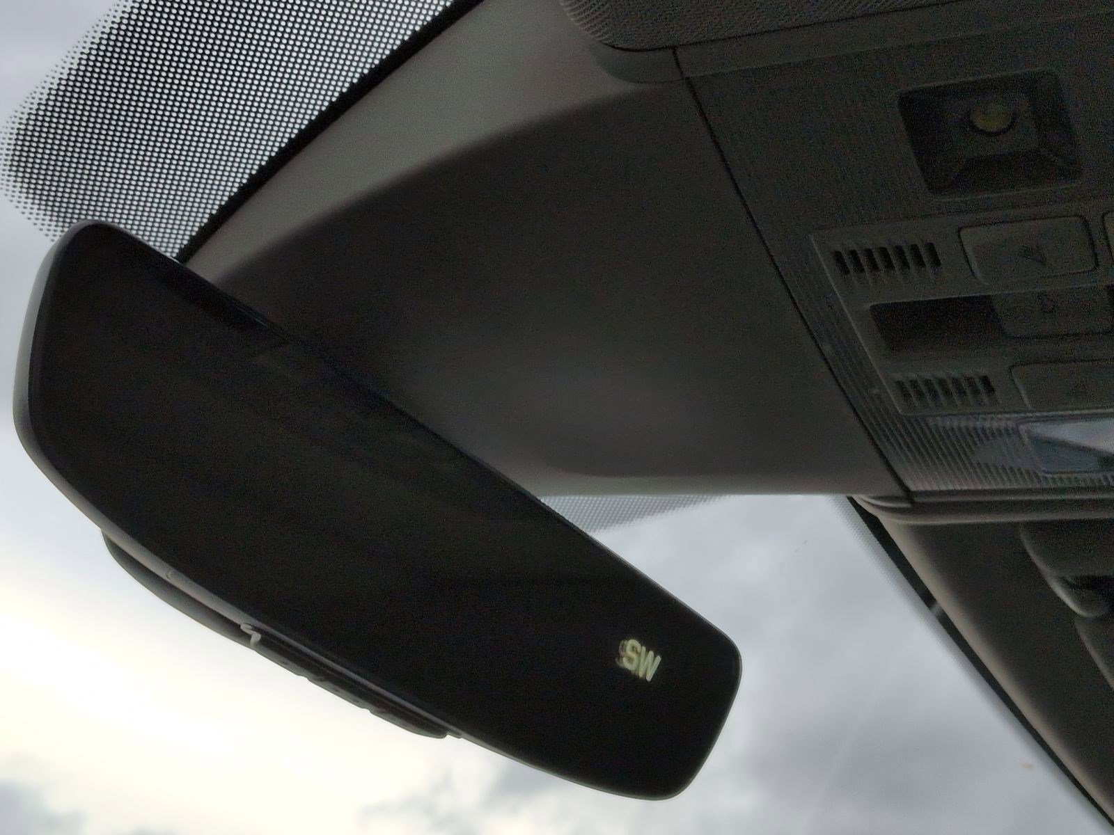 Used 2021 Volkswagen Atlas SEL Premium image 24