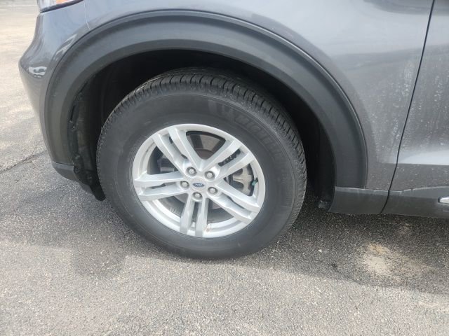 Used 2021 Ford Explorer XLT w/ Equipment Group 202A image 10