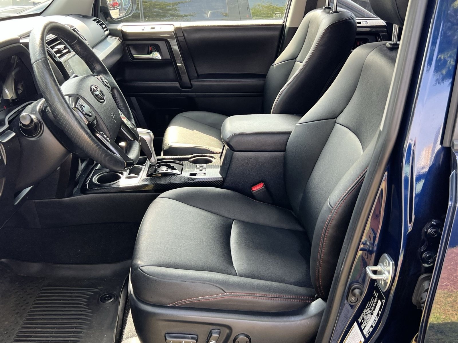 Used 2024 Toyota 4Runner TRD Off-Road Premium w/ Off Road Premium Plus Package AWD/4WD image 11