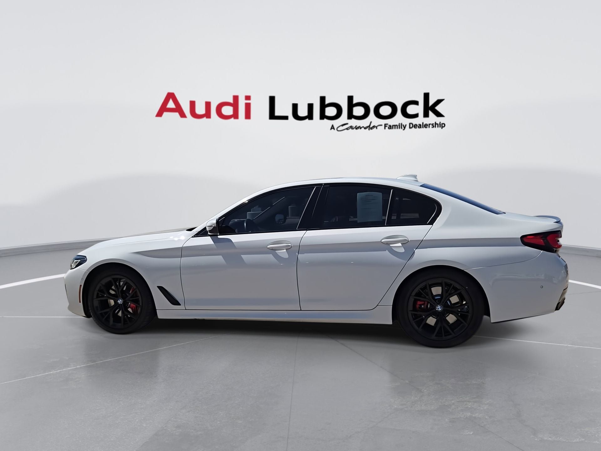 Used 2023 BMW 530i xDrive w/ M Sport Package AWD/4WD image 6