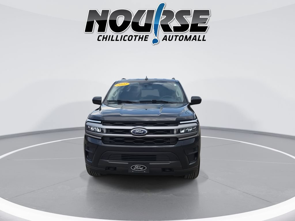 Used 2022 Ford Expedition Max XLT AWD/4WD image 3
