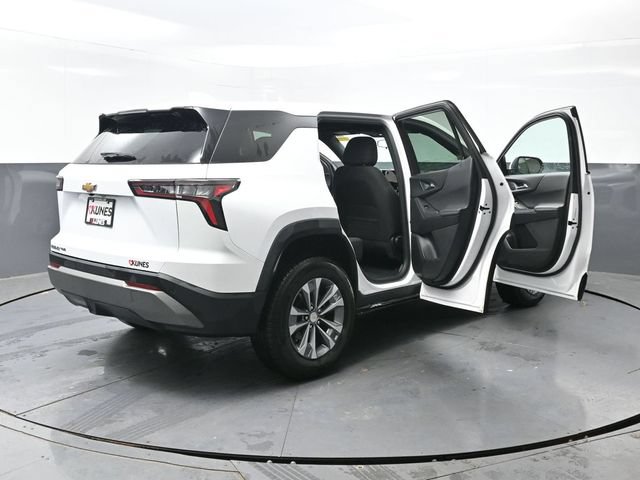 Used 2025 Chevrolet Equinox LT AWD/4WD image 57