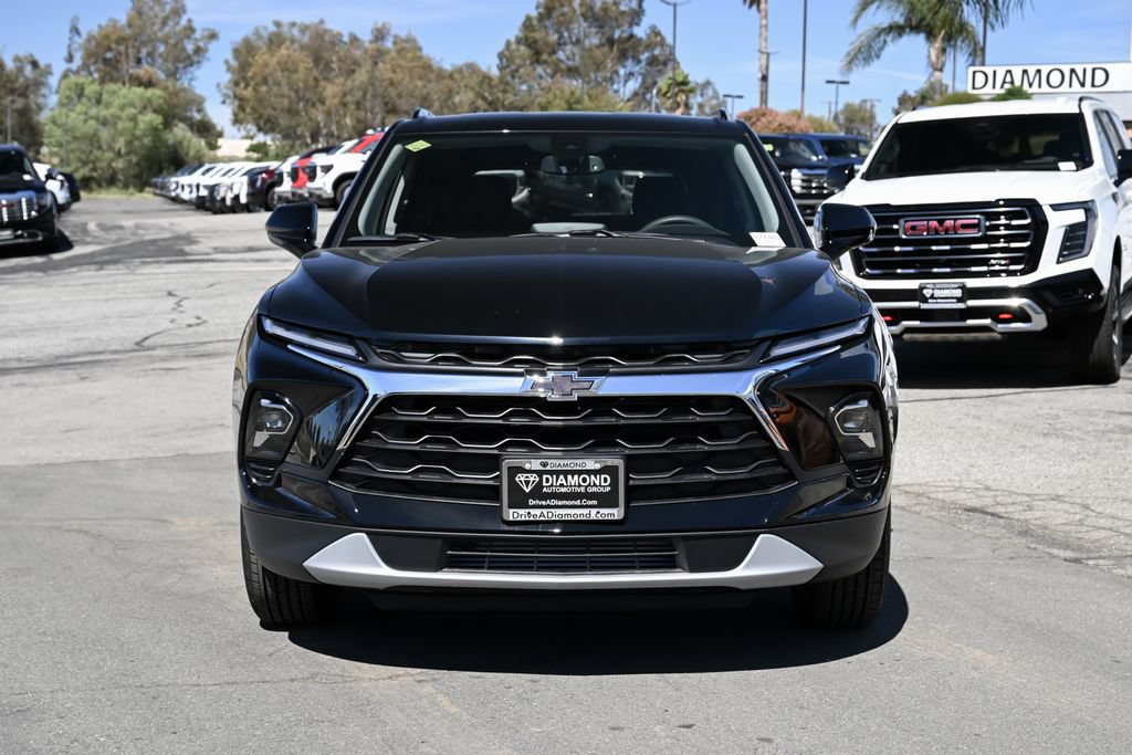 New 2026 Chevrolet Blazer LT w/ Convenience Package AWD/4WD image 3