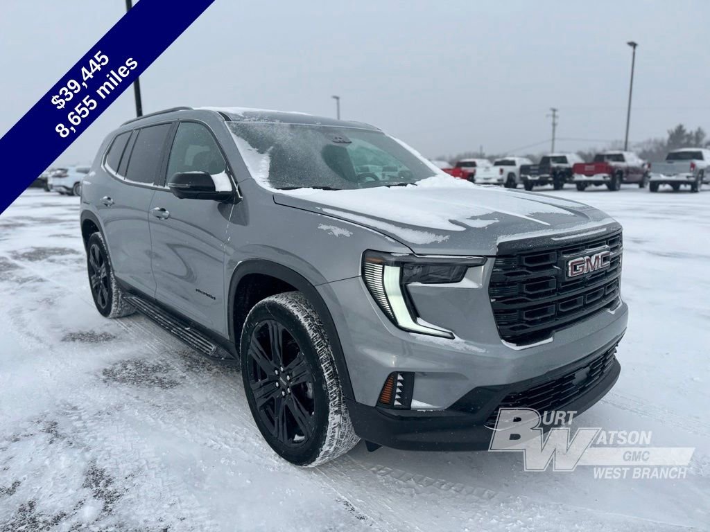 Used 2025 GMC Acadia Elevation w/ Black Edition image 9