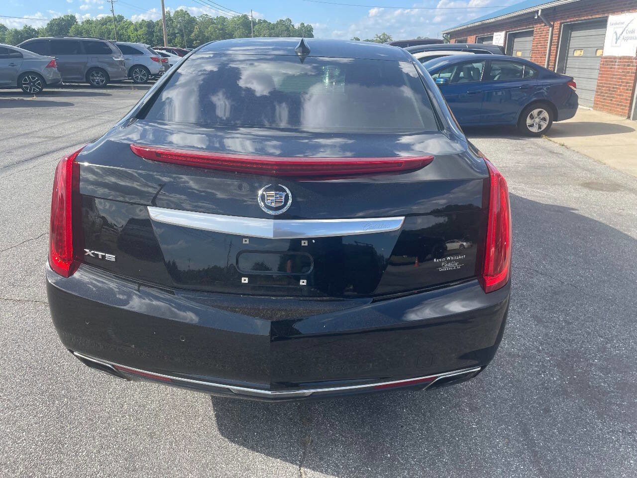 Used 2015 Cadillac XTS Luxury FWD image 6