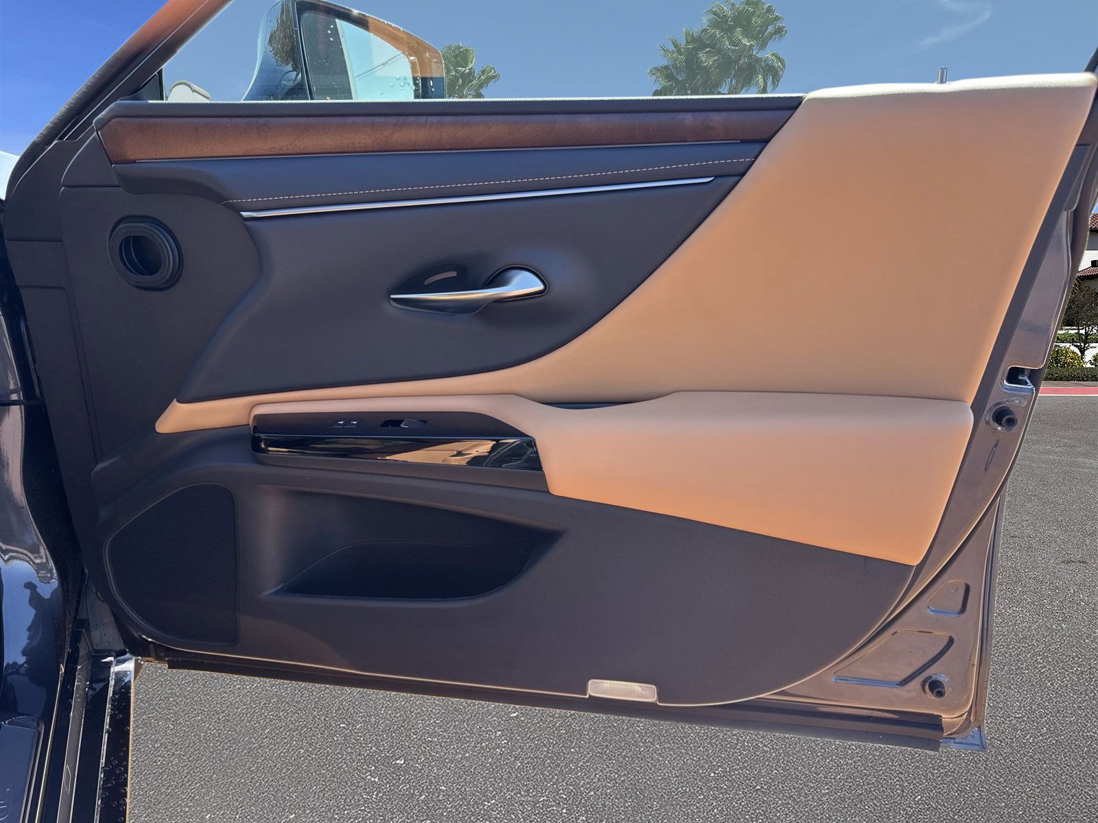 New 2025 Lexus ES 350 w/ Premium Package image 12