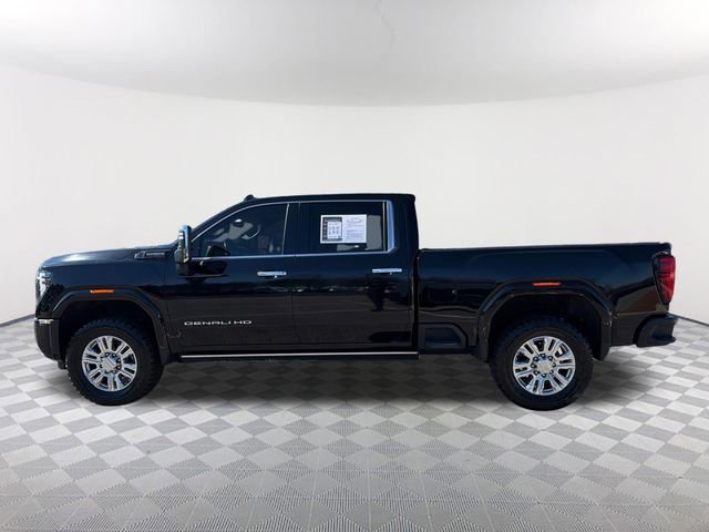 Used 2024 GMC Sierra 2500 Denali Ultimate w/ Max Trailering Package image 8