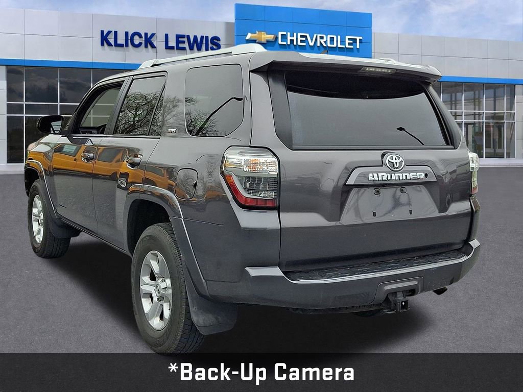 Used 2015 Toyota 4Runner SR5 Premium image 5