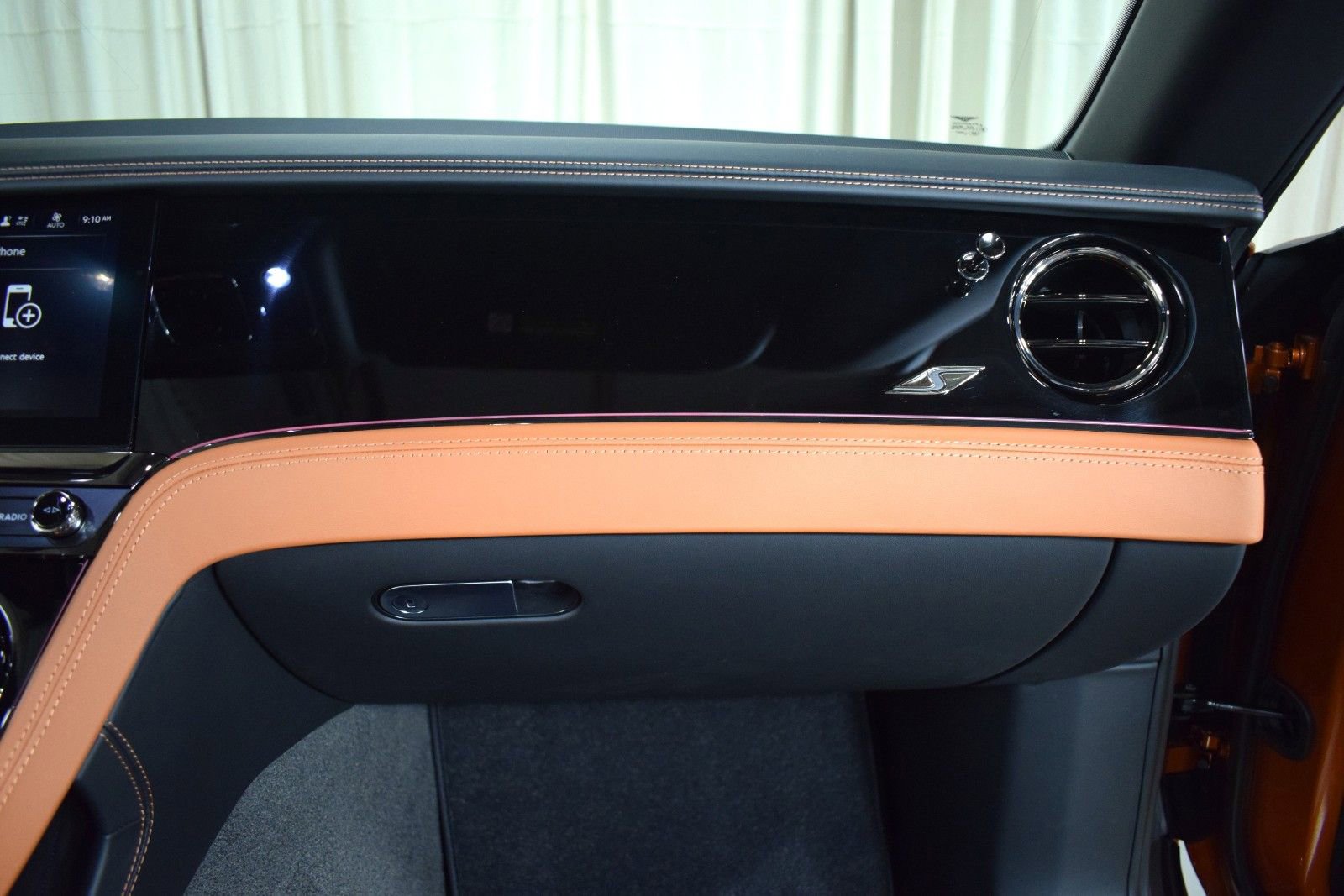 New 2026 Bentley Continental GTC AWD/4WD image 25