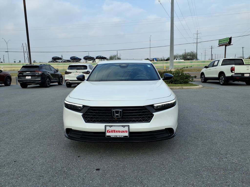 Used 2024 Honda Accord Sport image 3