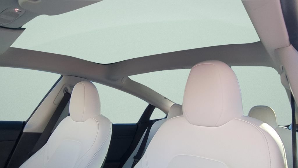 Used 2023 Tesla Model 3 Standard Range RWD image 16