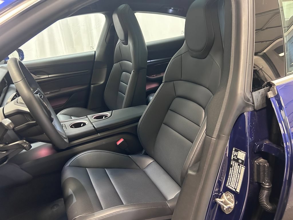New 2026 Porsche Taycan 4S AWD/4WD image 5