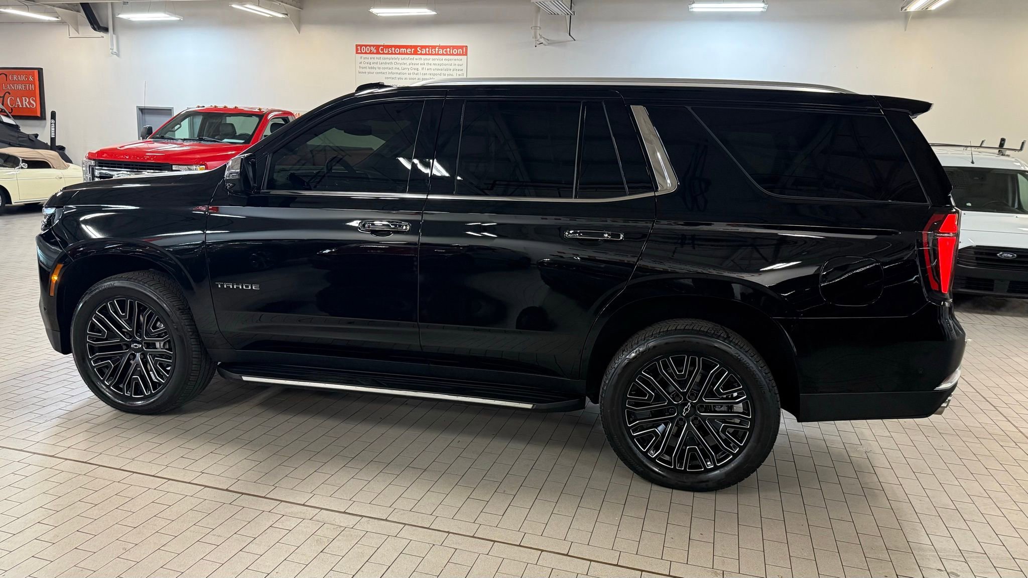 Used 2026 Chevrolet Tahoe Premier w/ Sun And Tow Package image 17