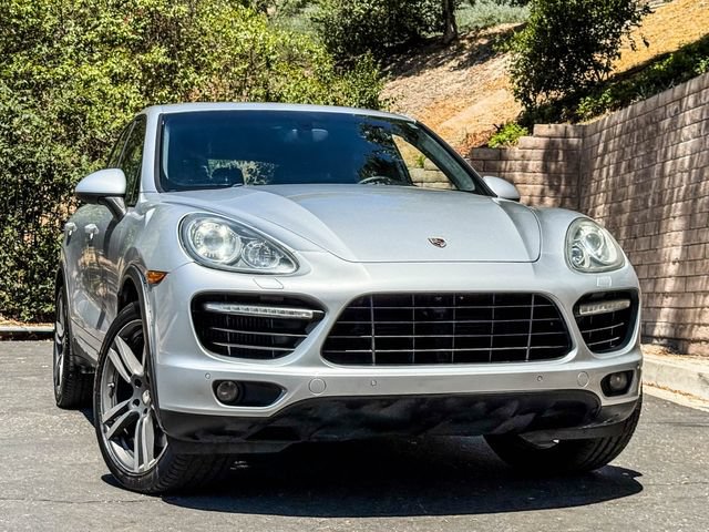Used 2011 Porsche Cayenne Turbo AWD/4WD image 4