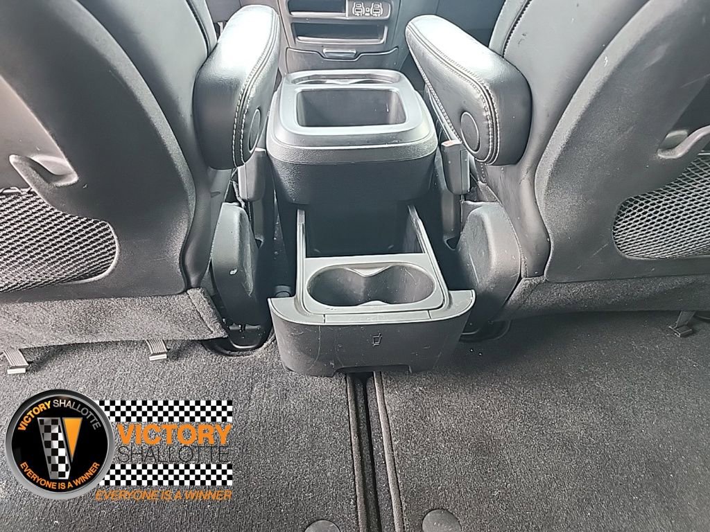 Certified 2025 Chrysler Pacifica Select image 21