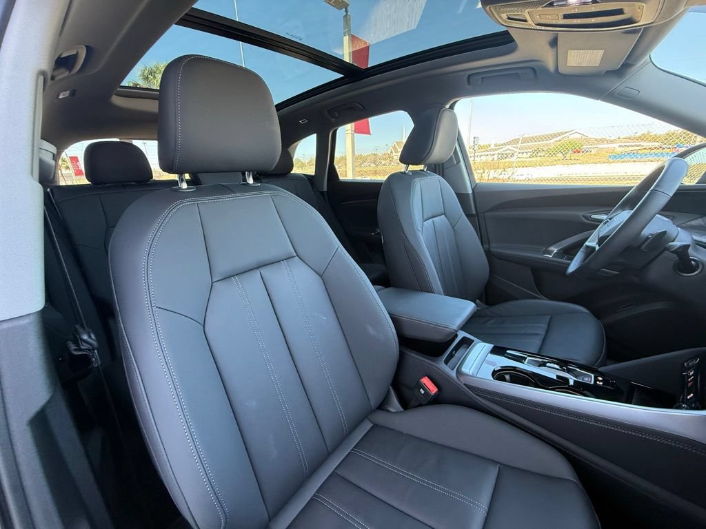 Used 2025 Audi Q5 Premium w/ Convenience Package AWD/4WD image 49
