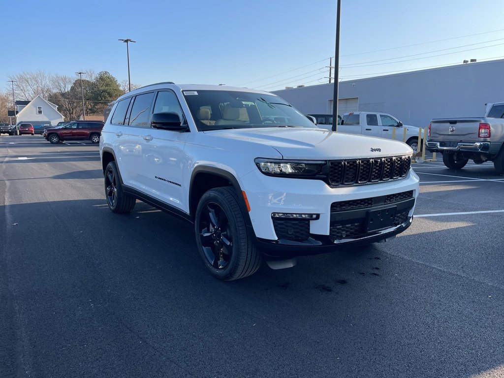 New 2025 Jeep Grand Cherokee L Limited w/ Luxury Tech Group II image 4