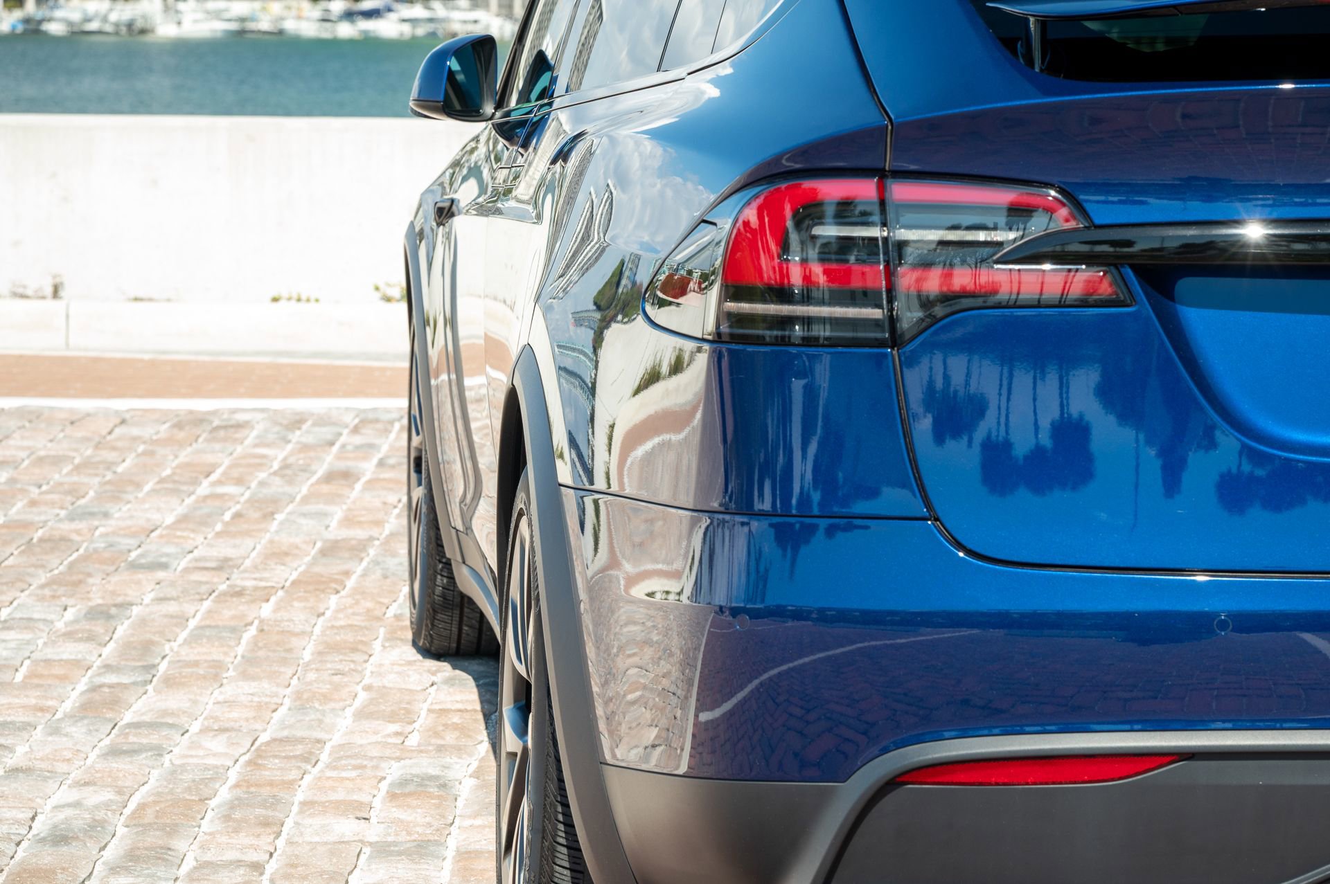 Used 2022 Tesla Model X Long Range image 43