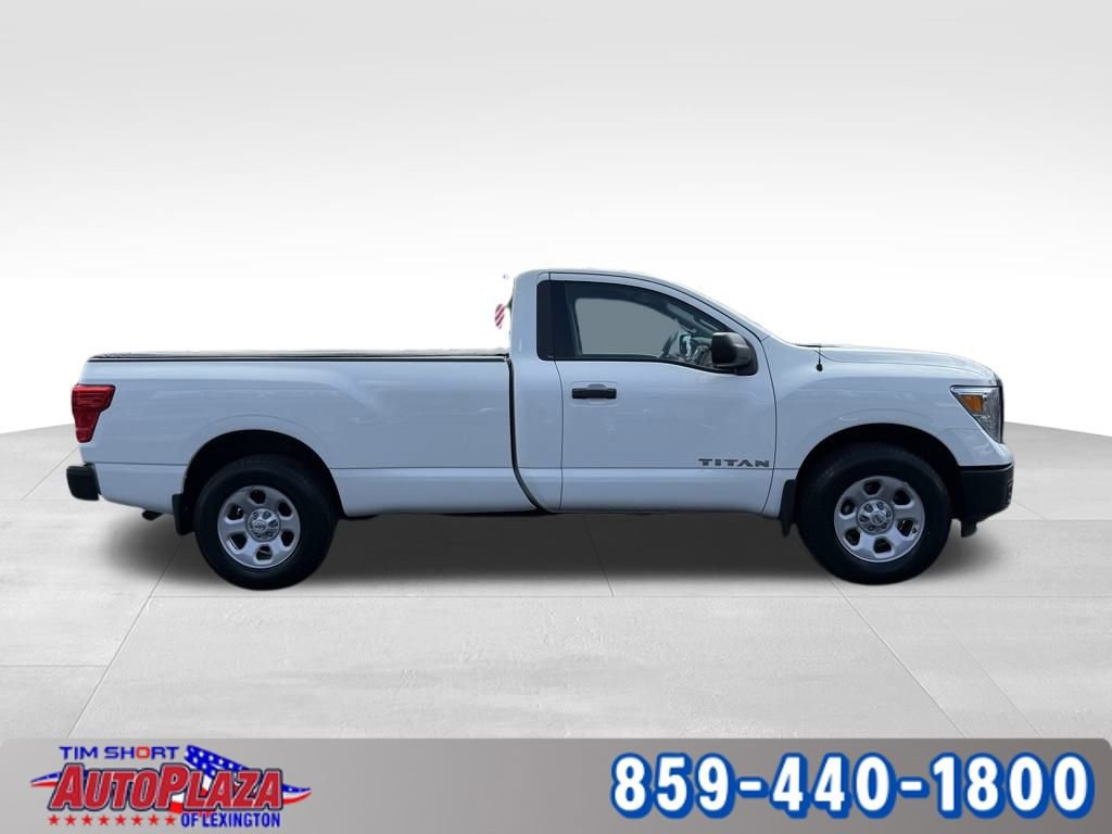 Used 2017 Nissan Titan S image 4