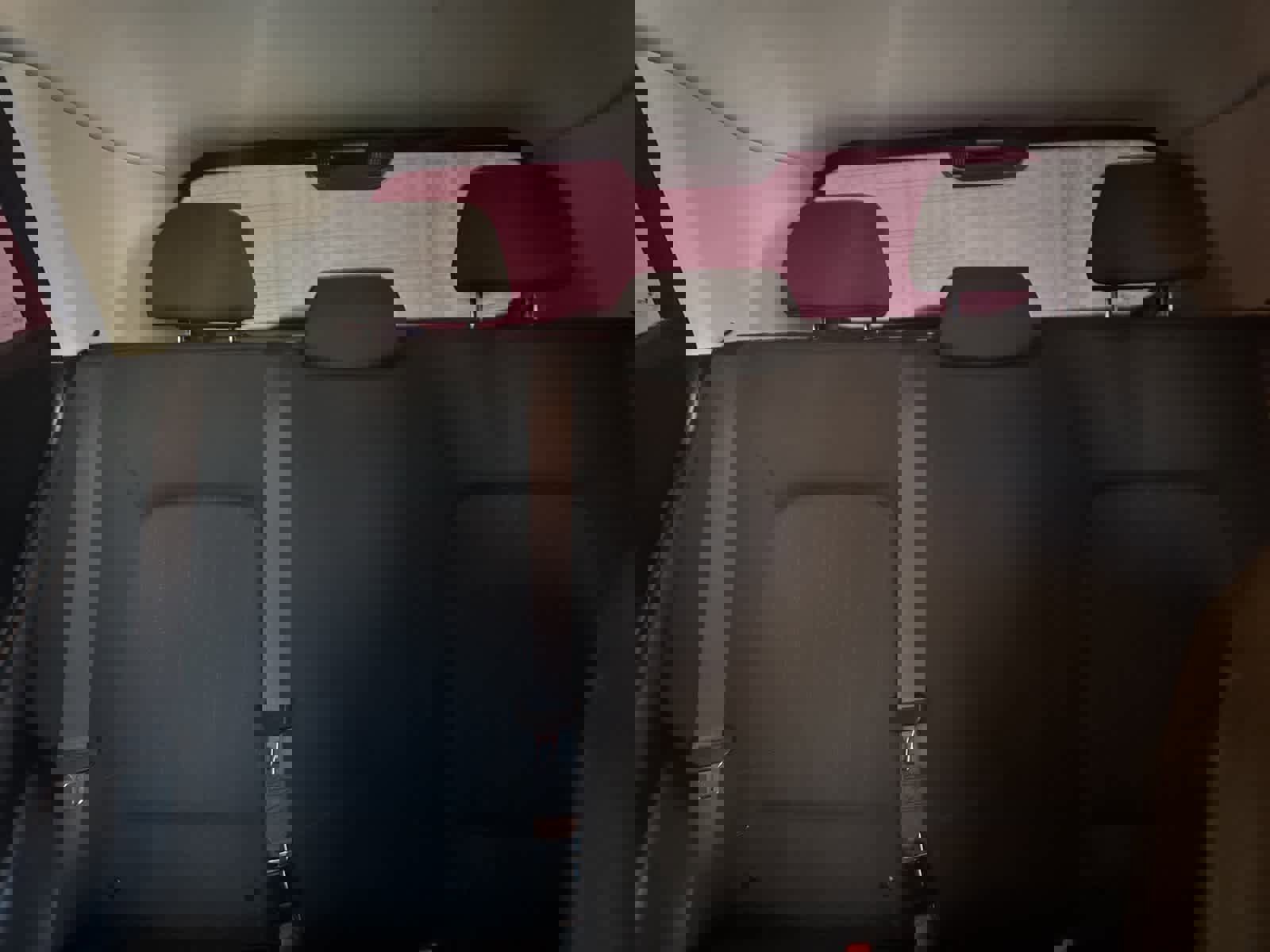 Certified 2022 Hyundai Venue SE image 18