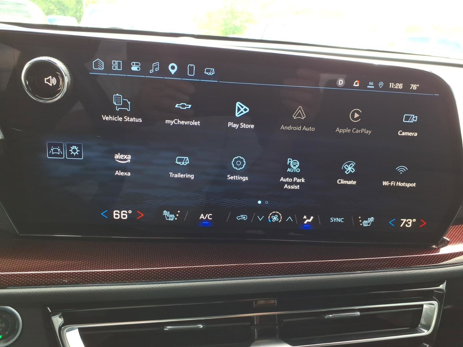 Used 2025 Chevrolet Traverse Z71 w/ Enhanced Driving Package AWD/4WD image 17