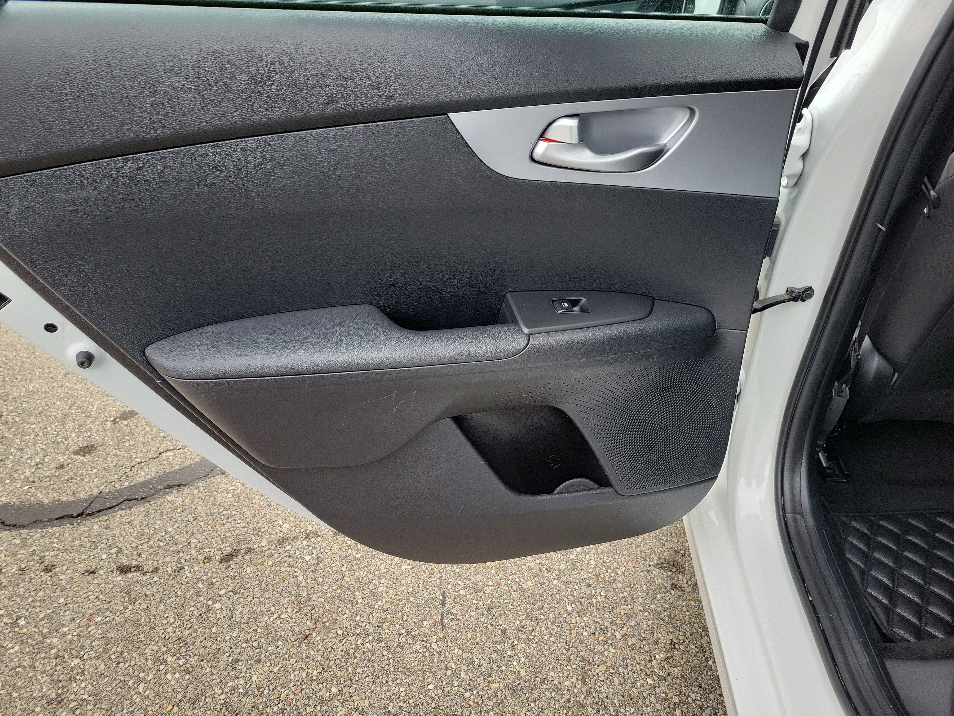 Used 2022 Kia Forte FE image 14