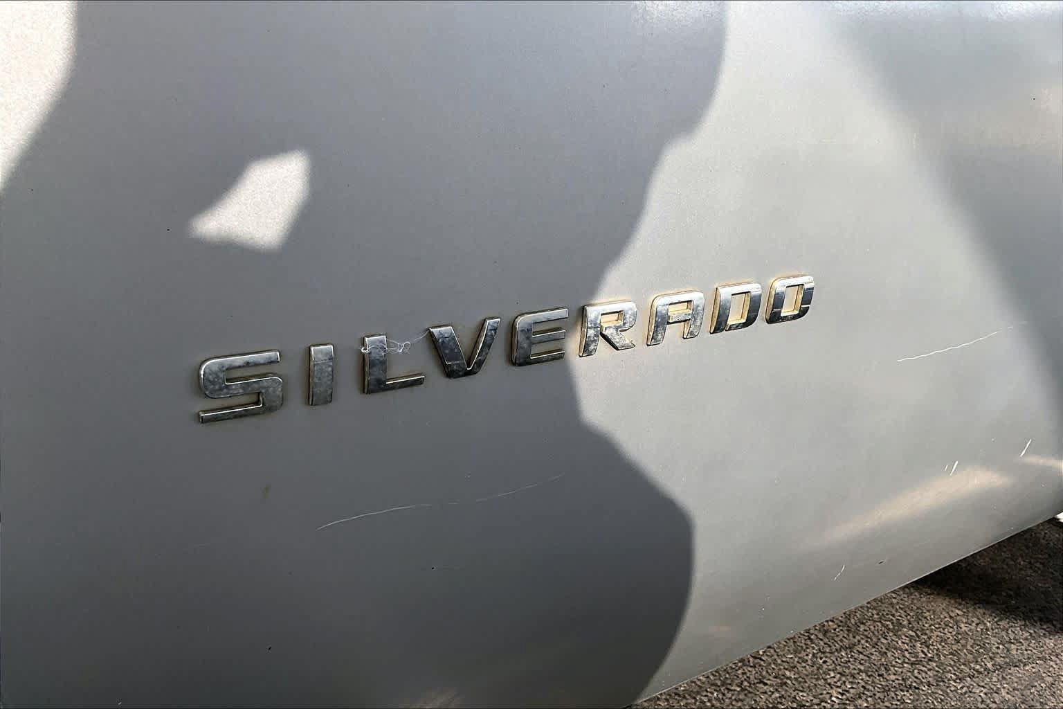 Used 2013 Chevrolet Silverado 3500 LT w/ Interior Plus Package AWD/4WD image 28