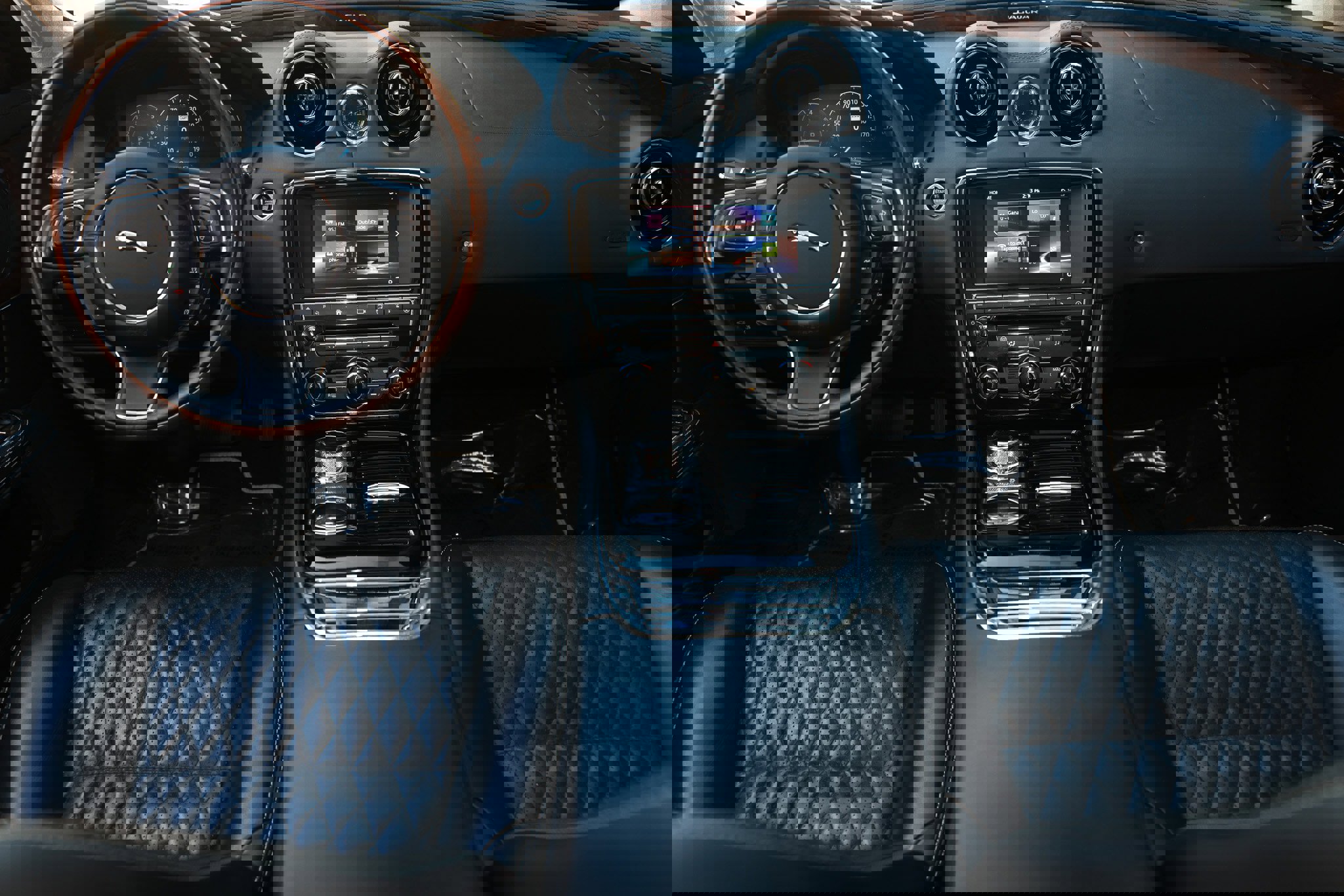 Used 2017 Jaguar XJ L Portfolio image 2