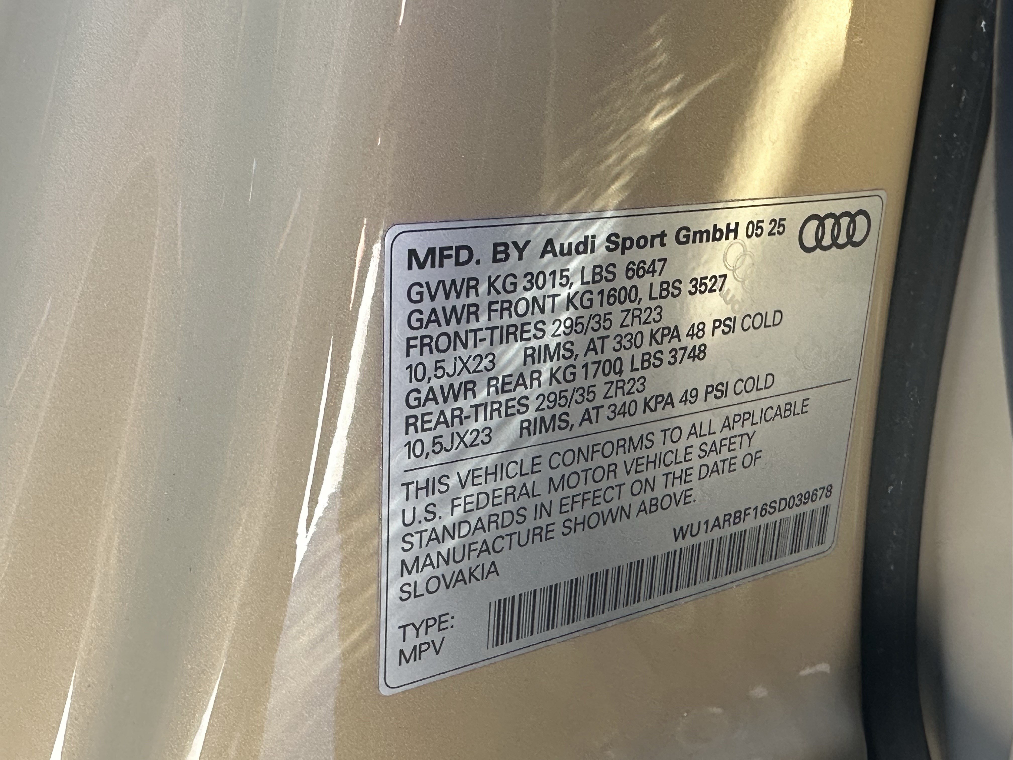 Used 2025 Audi RS Q8 performance AWD/4WD image 36