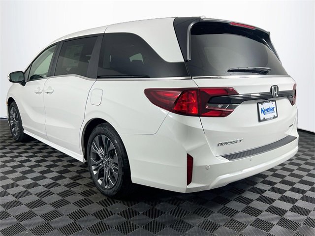 New 2026 Honda Odyssey Touring image 4