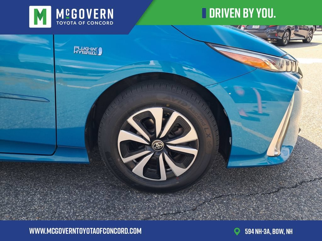 Used 2017 Toyota Prius Prime Plus FWD image 9