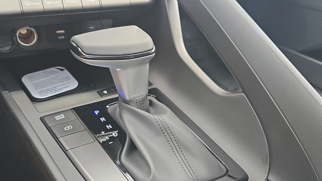 New 2026 Hyundai Elantra Sport FWD image 22