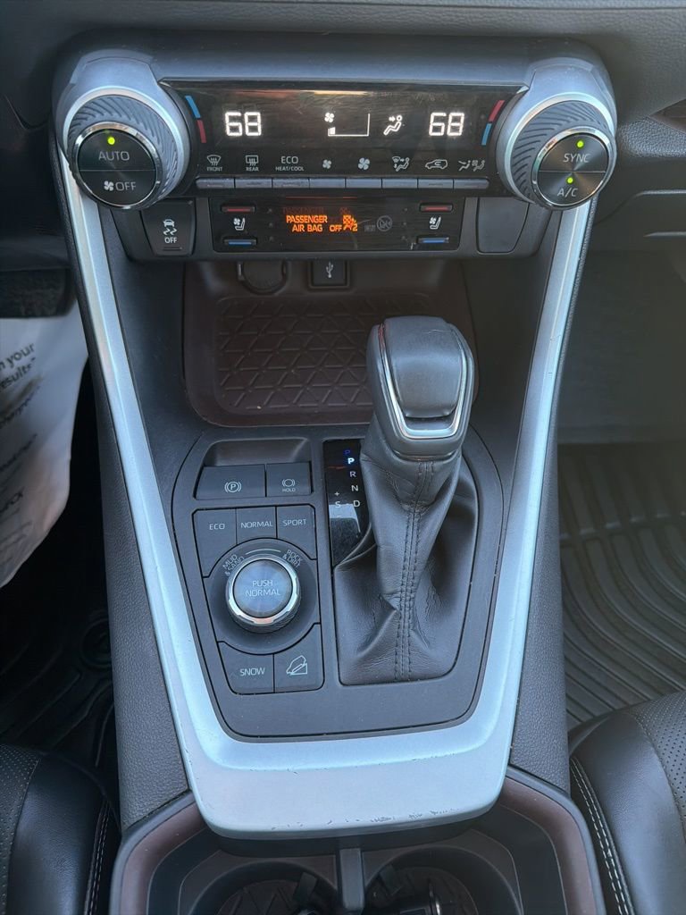 Used 2022 Toyota RAV4 Limited w/ Limited Grade Weather Package image 16