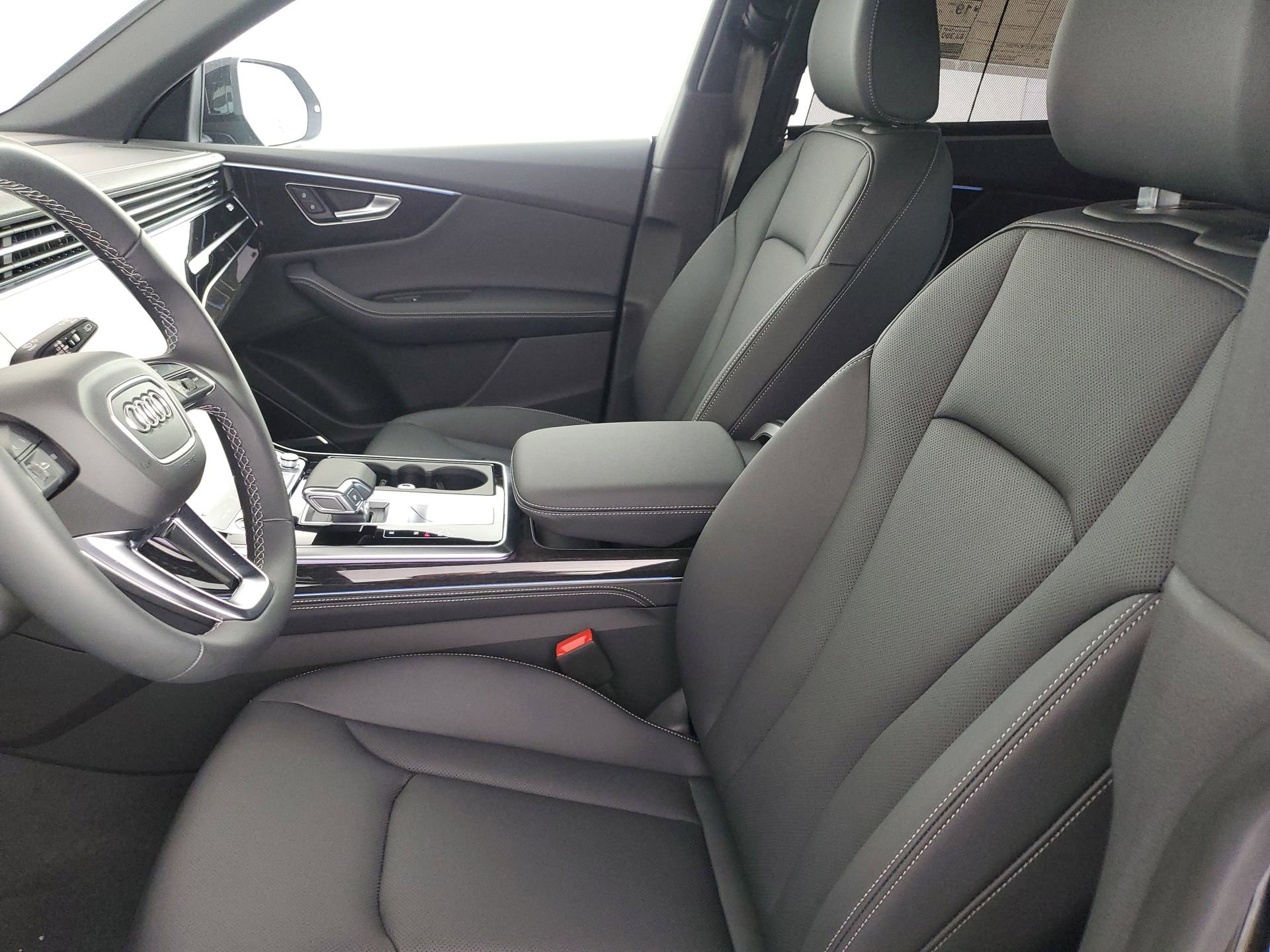 New 2026 Audi Q8 Premium Plus image 28