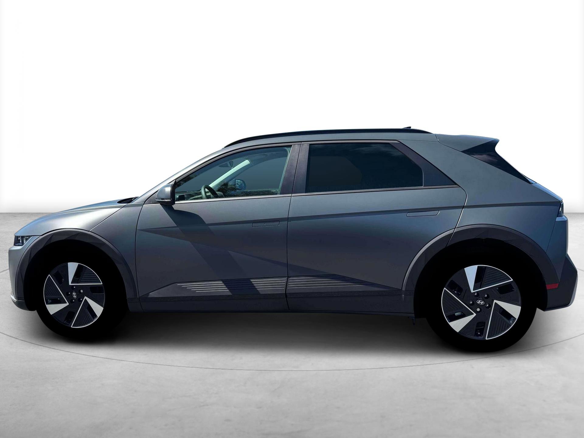 New 2026 Hyundai Ioniq 5 SEL RWD image 3
