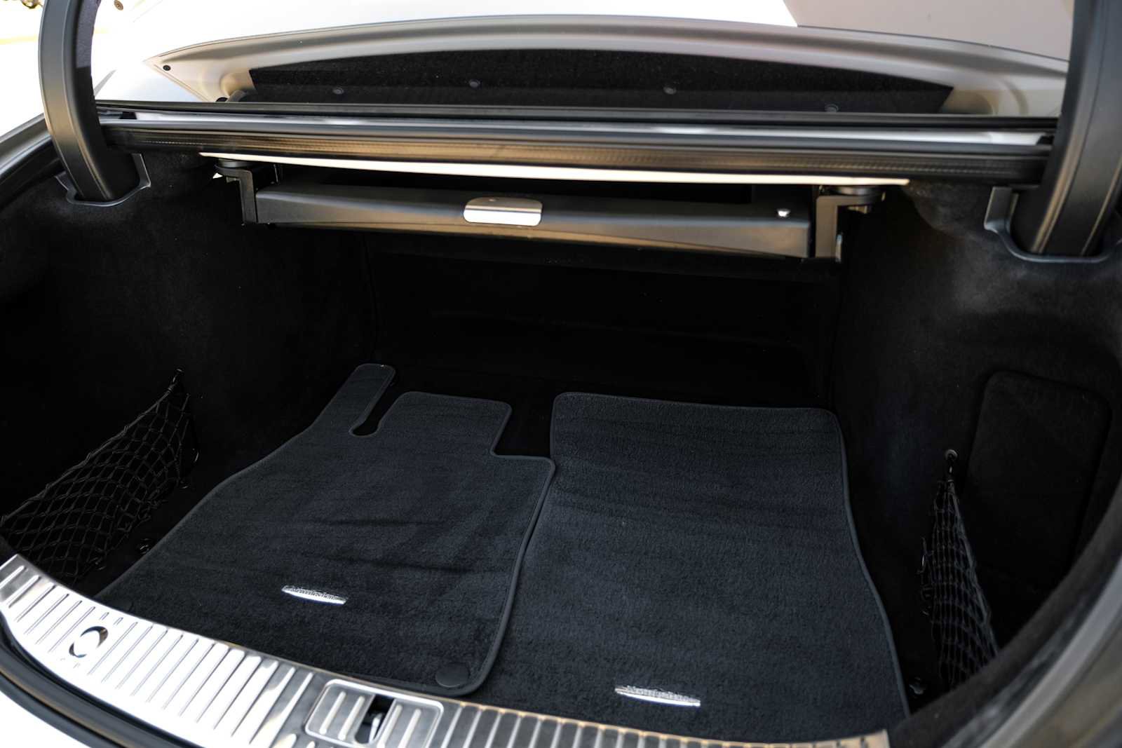 Used 2017 Mercedes-Benz S 550 Sedan image 57