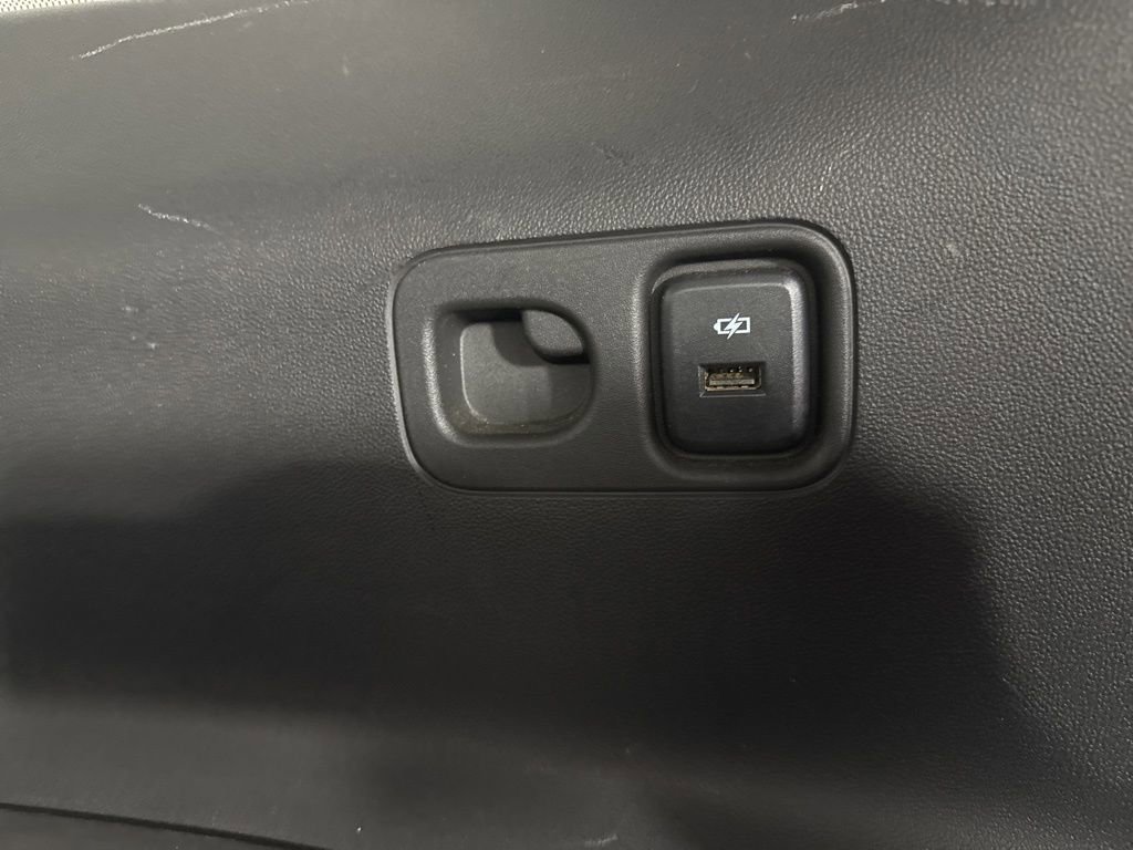 Used 2019 GMC Acadia SLT image 29