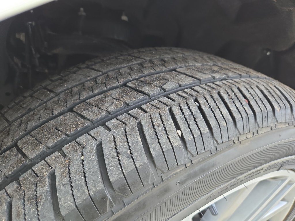 Used 2024 Ford Expedition Platinum AWD/4WD image 11