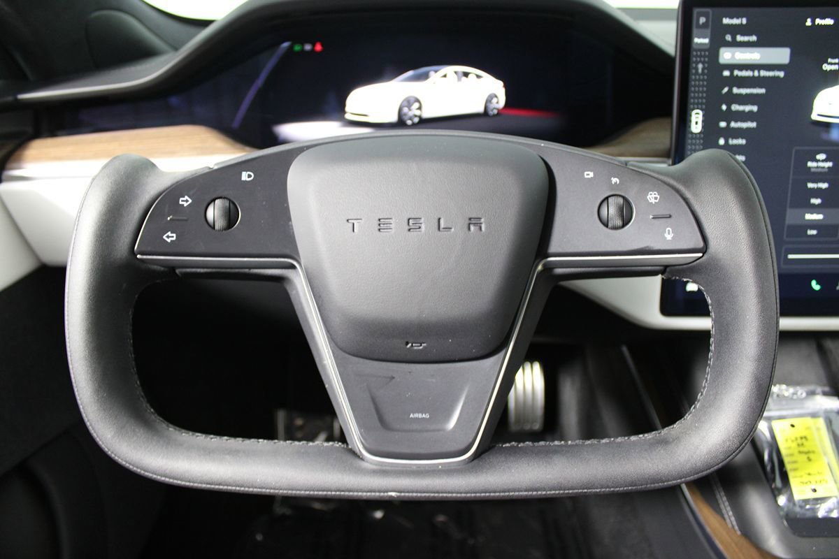 Used 2022 Tesla Model S AWD/4WD image 14