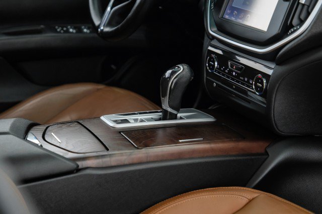 Used 2014 Maserati Ghibli S Q4 AWD/4WD image 23