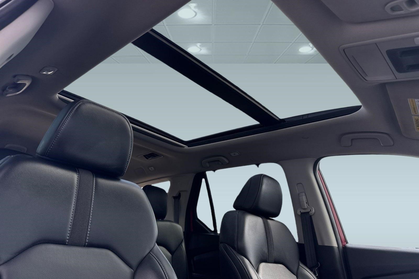 Certified 2023 Honda Pilot Touring image 15