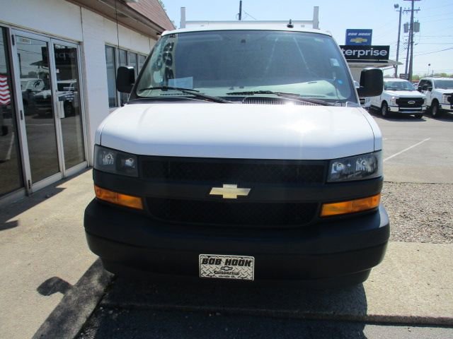 Used 2020 Chevrolet Express 2500 w/ Driver Convenience Package RWD image 2