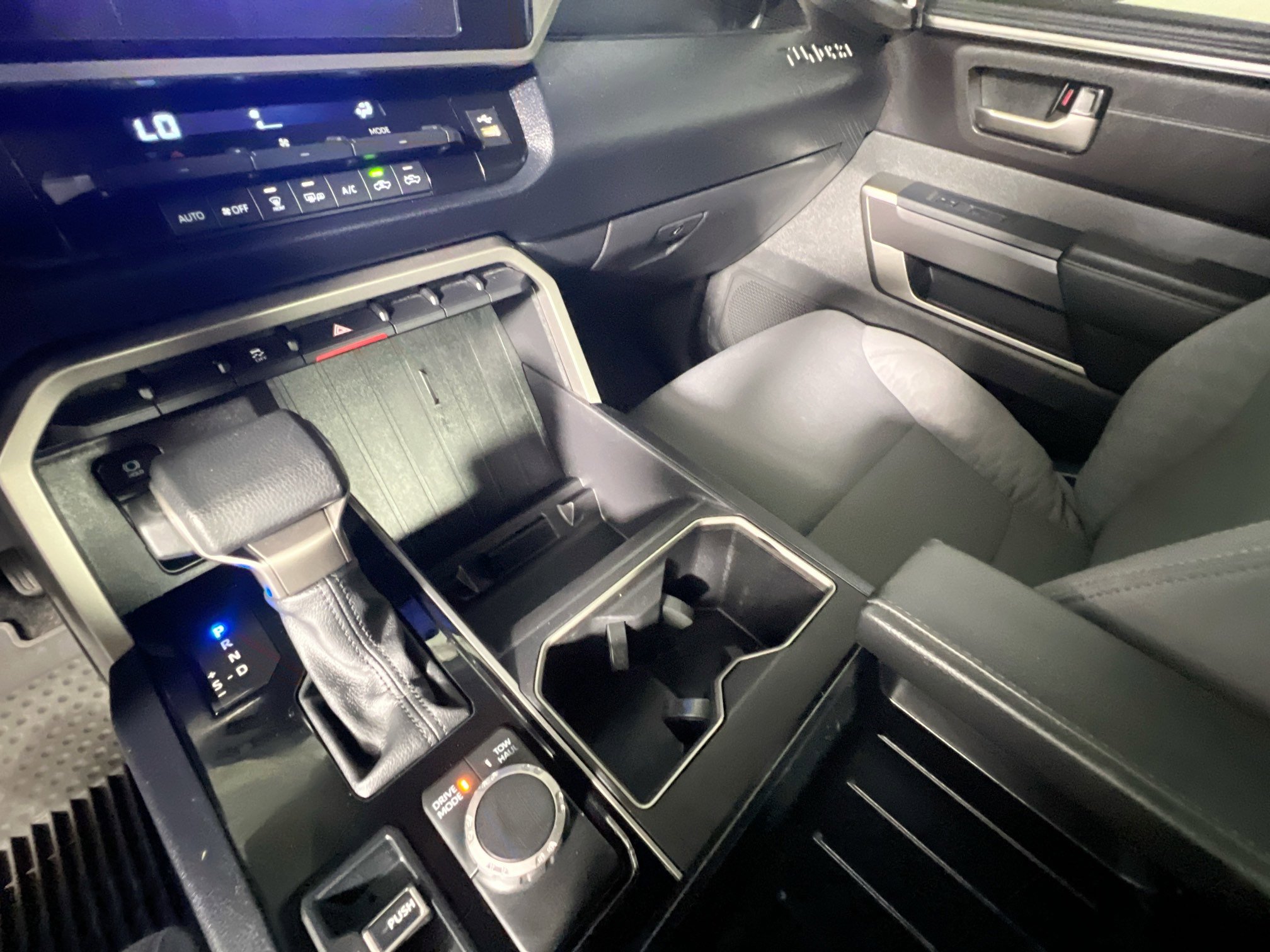 Used 2025 Toyota Tundra SR5 w/ SR5 Convenience Package image 26